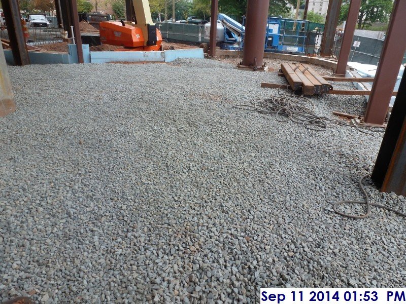 Continued laying out gravel at the Monumental stairs Facing East (800x600)